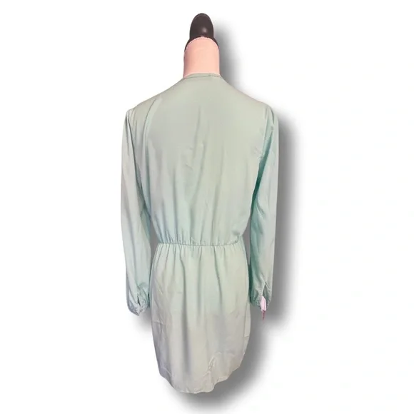 Honey punch wrap dress - Picture 3 of 5